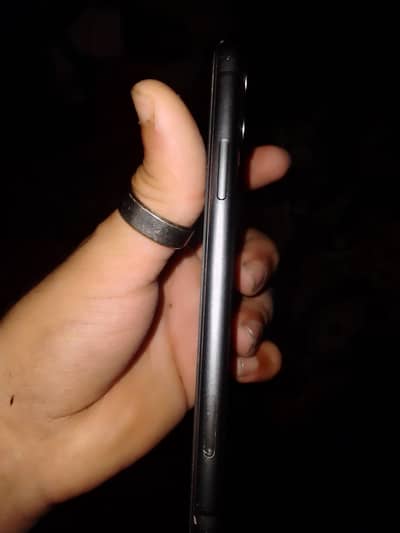 Iphone 11 non pta Scom and esim working