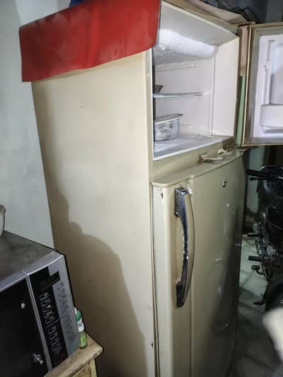 waves Fridge For sale