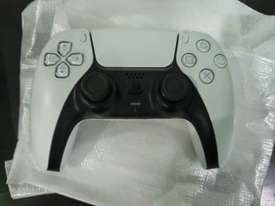 PS5 DualSense Controller – Brand New (Unused)