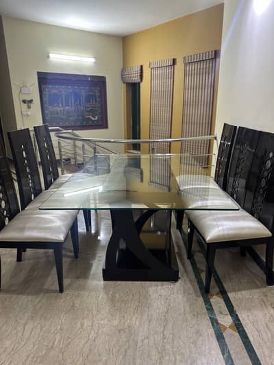 Dining table & Chairs Set