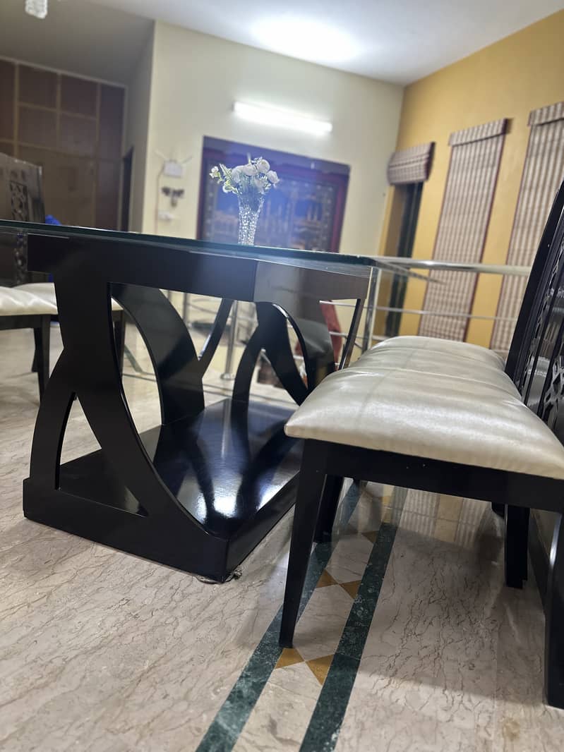 Dining table & Chairs Set 1