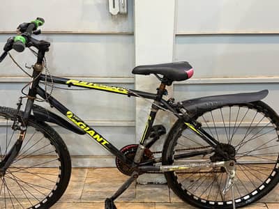 bicycle with 3 front And 7 back gears