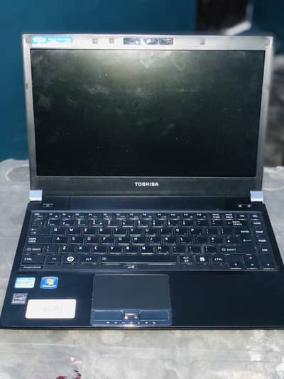 Toshiba Core i5 Laptop