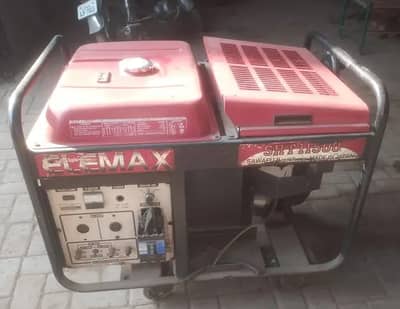 Honda Elemax (Japan) 9.5 kva Petrol + Gas