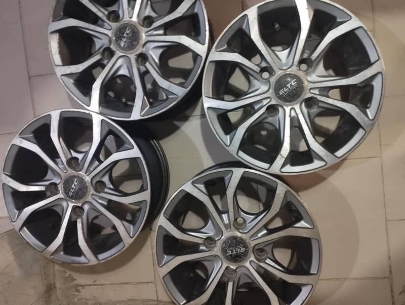 13' 114 PCD Imported Alloy Rims Original Condition - Exterior - 1112569182