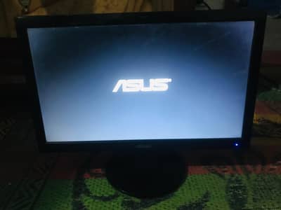 ASUS 18.5 Inch LED Monitor – Excellent Condition