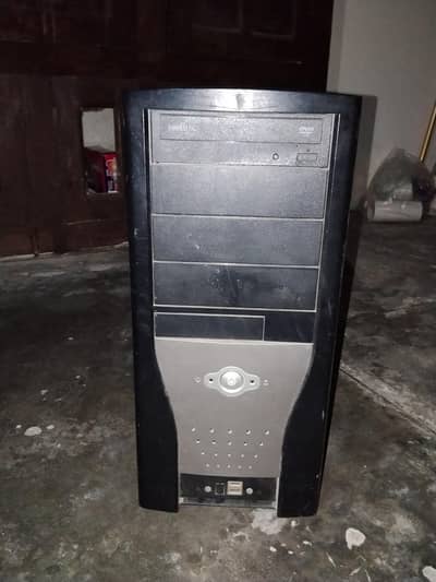 AsusTowerDesktop,Upgradable,i5 4570,16gb,Quadrok620,1TB Hdd,128gbssd