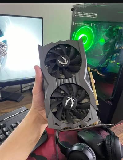 ZOTAC RTX 2060 in mint condition. Grab it before it's gone.