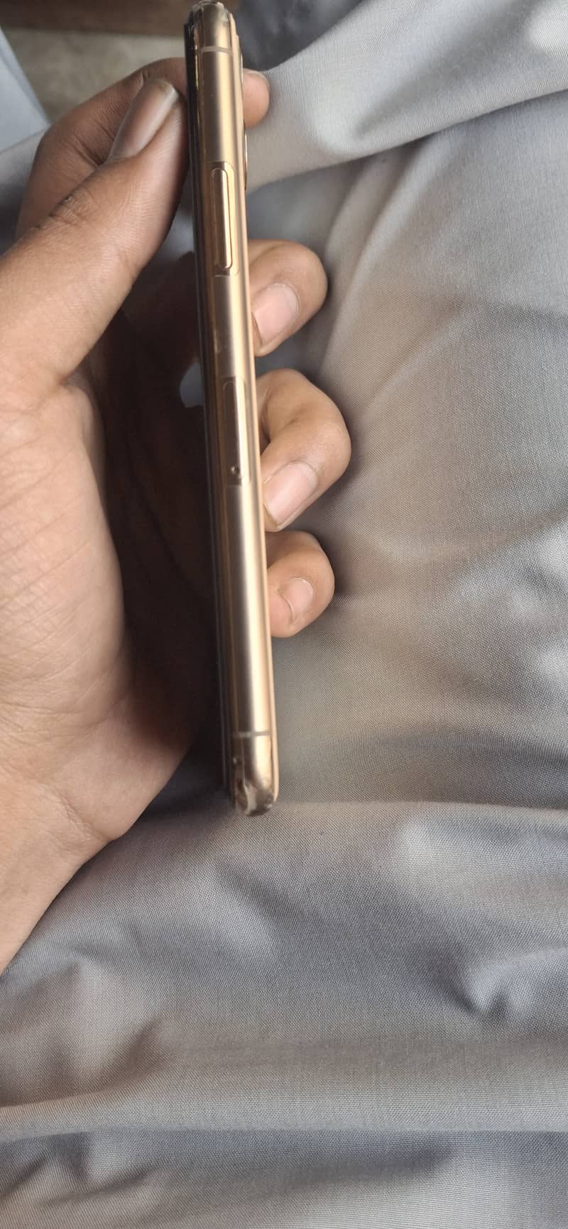 iphone 11 pro 2