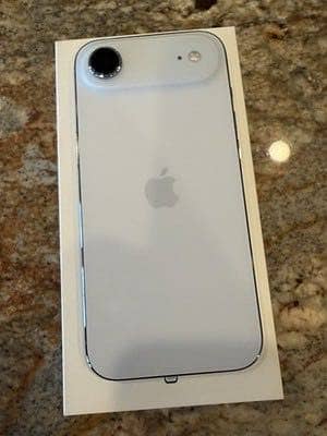iPhone Air 256GB Sky Blue