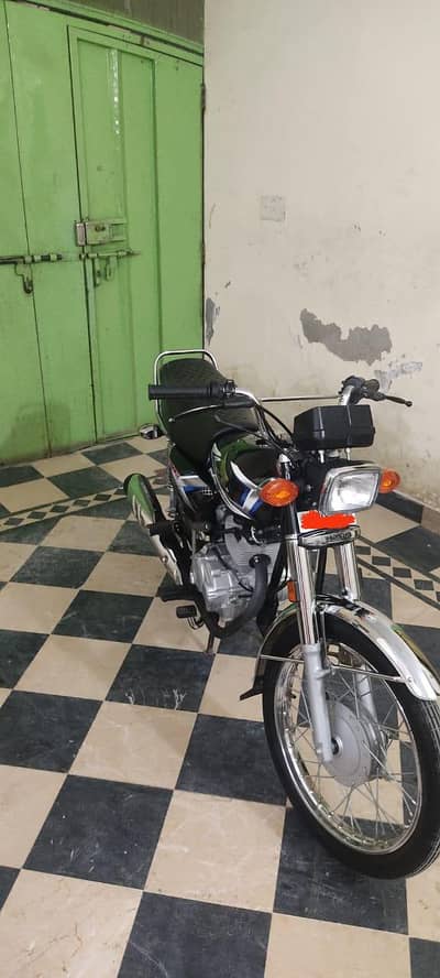 Honda cg125 10/10 condition just start and drive
