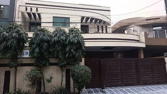 Modern 10 Marla House Punjab Society Lahore For Sale