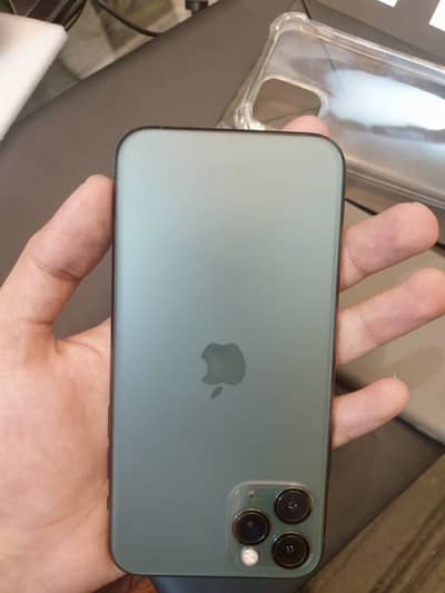 BEAUTIFUL IPHONE 11 PRO 256GB DUAL PTA APPROVED WITH 12  BACK COVERS