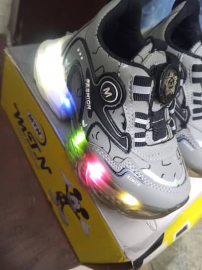 new liting shoes 28 number shoes ka hai