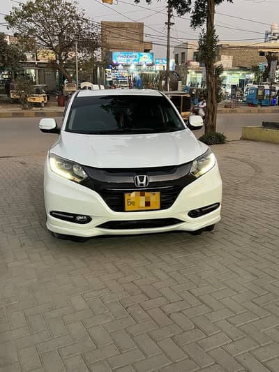 Honda Vezel 2014 B2B Original (Pearl White Color) White Interior