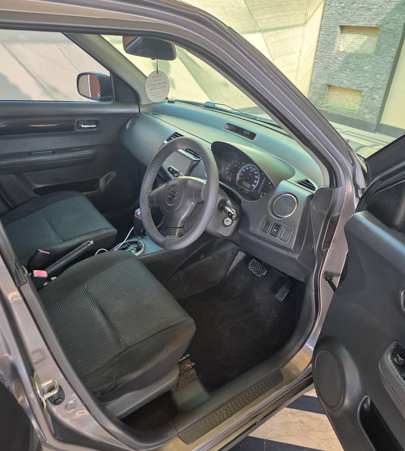 Swift 2012 DLX Navigation Automatic 4