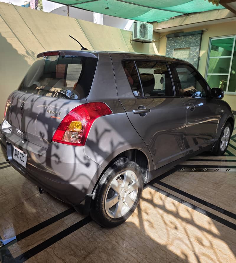 Swift 2012 DLX Navigation Automatic 6