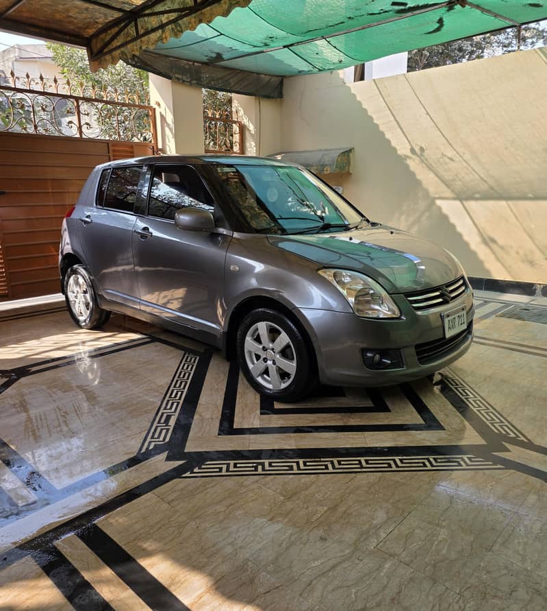 Swift 2012 DLX Navigation Automatic 9