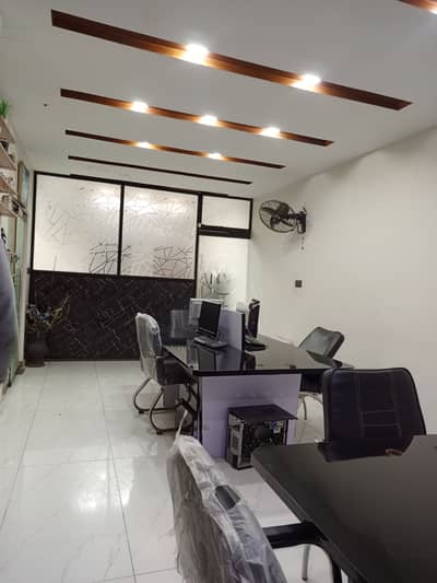 INDEPENDENT BANGLOW SINGLE STORY Gulshan-E-Iqbal - Block 6 Office Sized 400 Square Yards For Rent