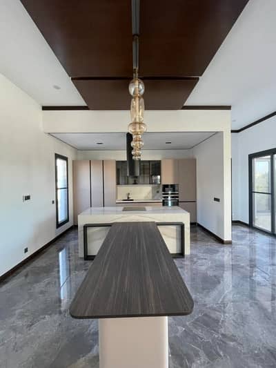 PRIME SILENT COMMERCIAL 5-ROOM MEZANINE FLOOR FOR RENT GULSHAN-E-IQBAL BLOCK 13/D1 | MAIN 60 FT ROAD