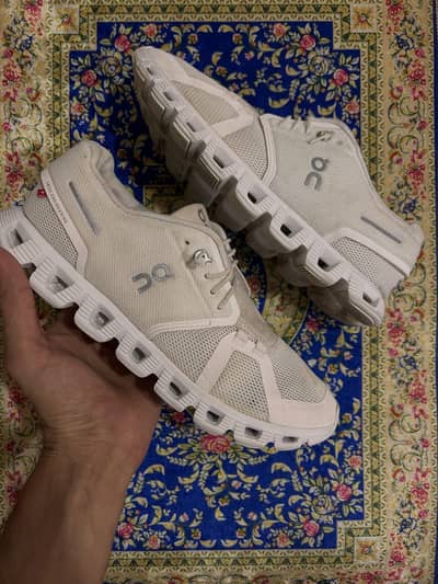 On cloud  QC shoes uk7