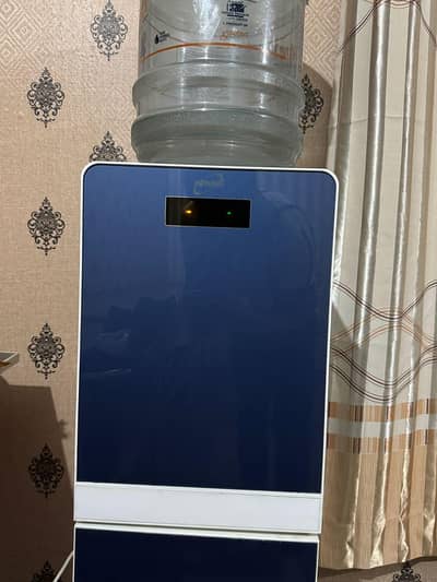Water Dispenser