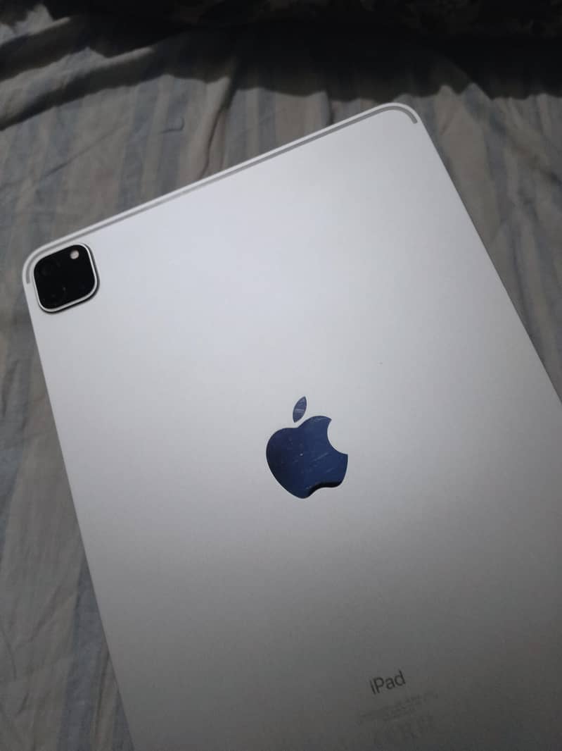 iPad Pro M1 3rd Generation 10