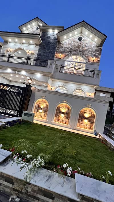 10 Marla Double Storey Double Unit House For Sale In G-13