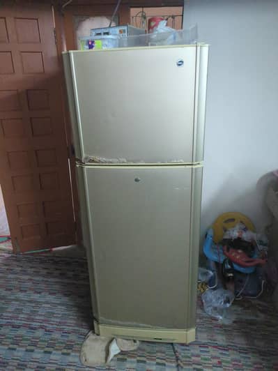PEL full size fridge with compressor