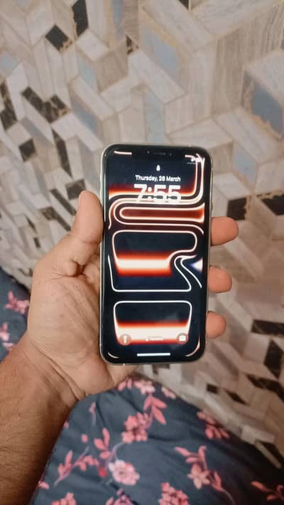 Iphone XR Convert 13 pro 128 GB Gold