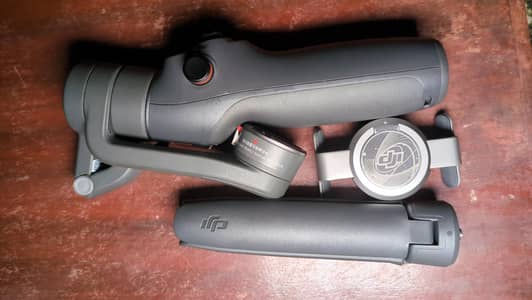 DJI Osmo Mobile 6 Gimbal | Excellent Condition | Slightly Used یا