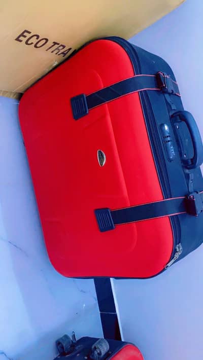 suit case