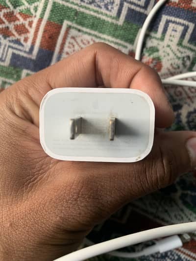 Apple 100% original adapter 20w (0304-7930008)