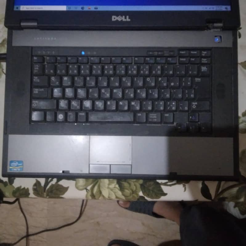 Dell Latitude E5510 0