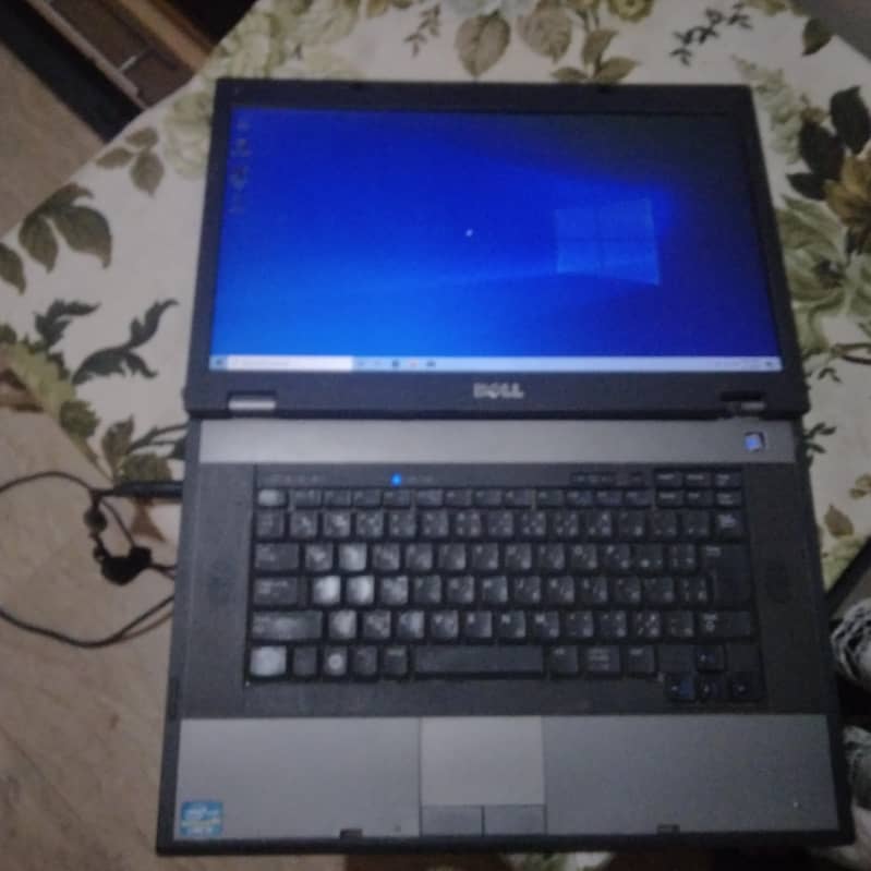 Dell Latitude E5510 6