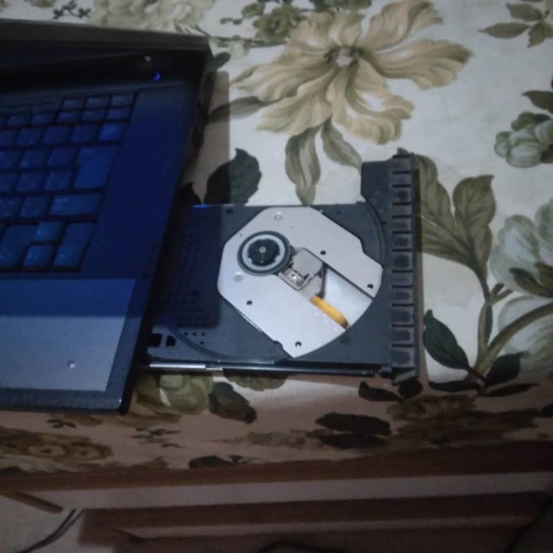 Dell Latitude E5510 7