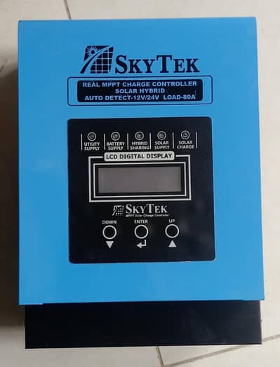 MPPT charge controller hybird