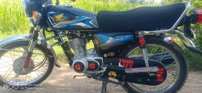 Honda CG 125  24/25 for sale Red color