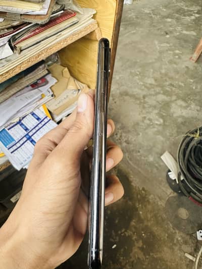 Iphone xsmax pta 64gb