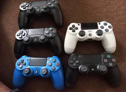 ps4 Orignal Generation 2 controller available