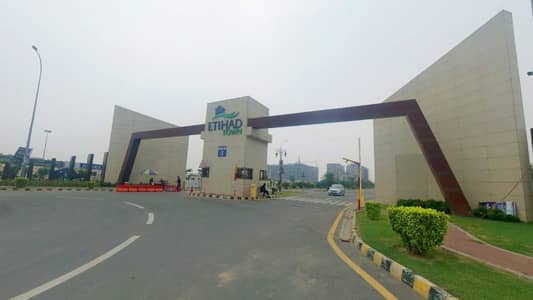 BOOK YOUR 10 MARLA RESIDENTIAL PLOT ON 3 YEAR EASY INSTALMENT PLAN IN ETIHAD TOWN PHASE III