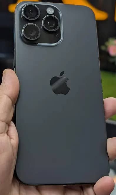 Apple iPhone 15 Pro Max