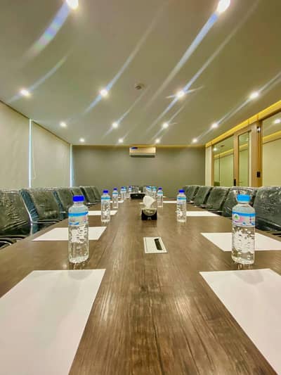 HR OFFICER (03106868555)