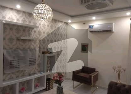 Get A 800 Square Feet Flat For sale In Bahria Town - Sector E