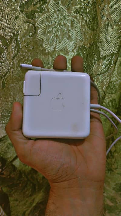 Apple MagSafe 2 60W Power Adapter – Model A1435