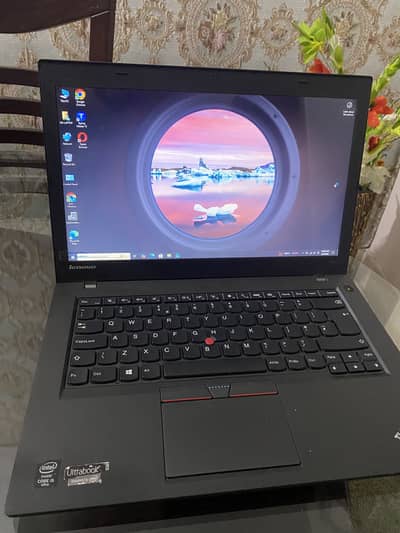 Lenovo t450 core i5 5th generation