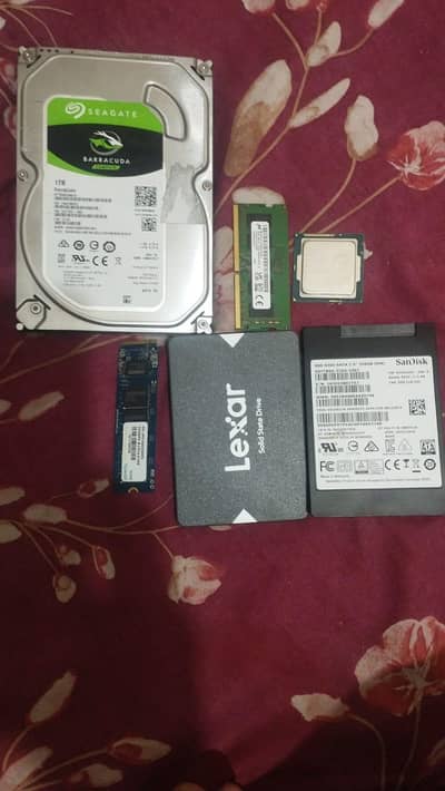 SSD 256GB ,1TB HDD,512Nvme,