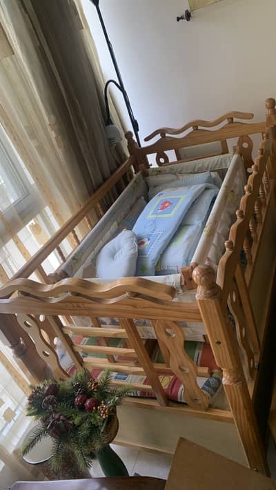 Baby bed and crib