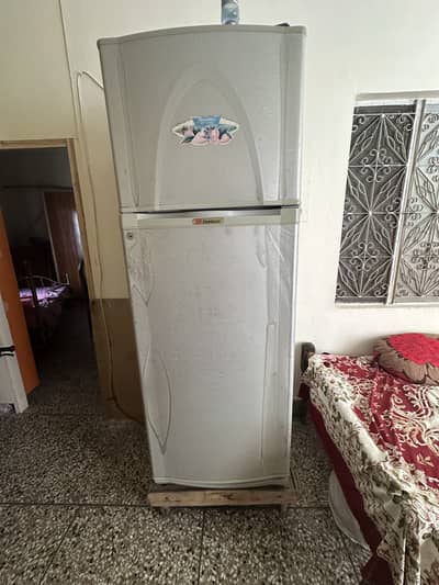Dawlance fridge large size