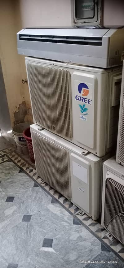 Gree 1.5 ton dc Inverter ac totally geniun condition